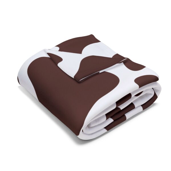 Cozy Cow Print Fleece Blanket for Home Décor and Gifts - Image 11