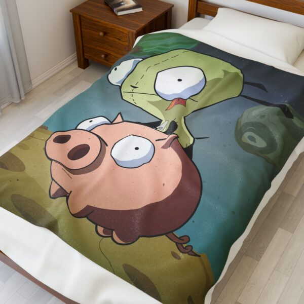 Invader Zim Inspired Grr And Piggy In Space Plush Blanket - Image 7