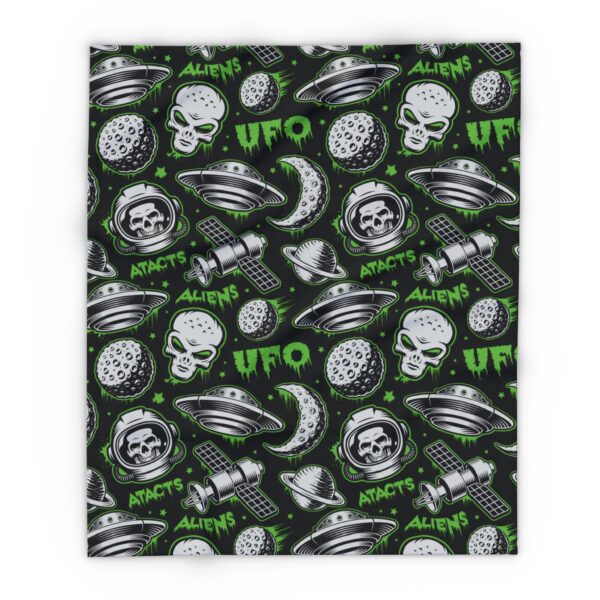 Cosmic Alien UFO Adventure Fleece Blanket - Image 5